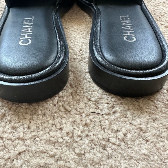 Chanel mule Sandals 2022 - like new - Picture 6 of 15